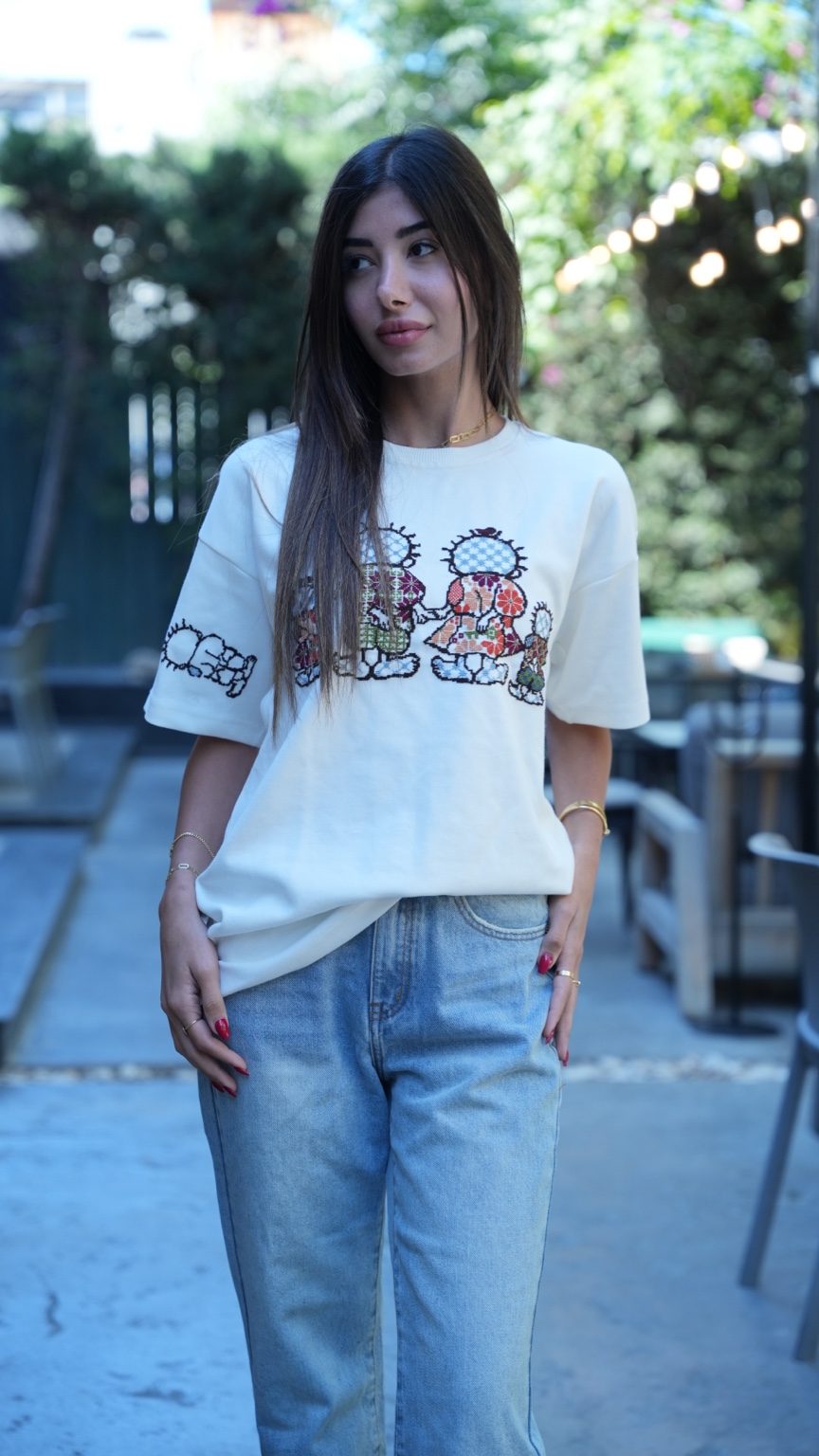 White Oversize T-Shirt – Hand-Embroidered Handhala Palestinian Tatreez