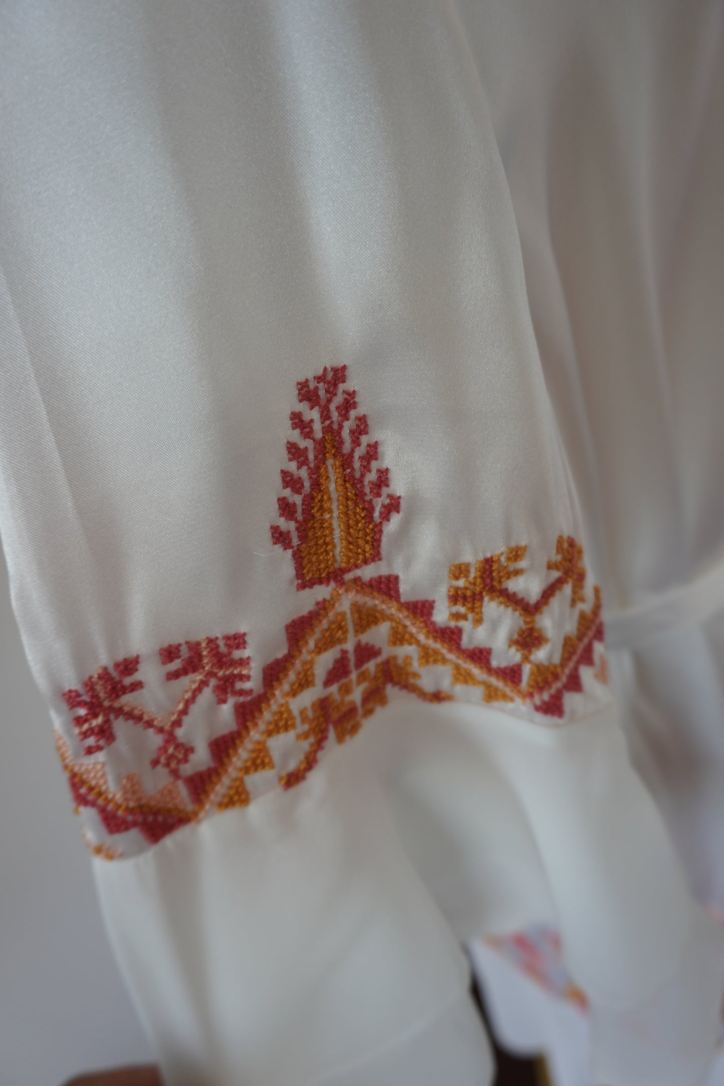 Elegant Light Beige Satin Handmade Embroidery Bride Robe