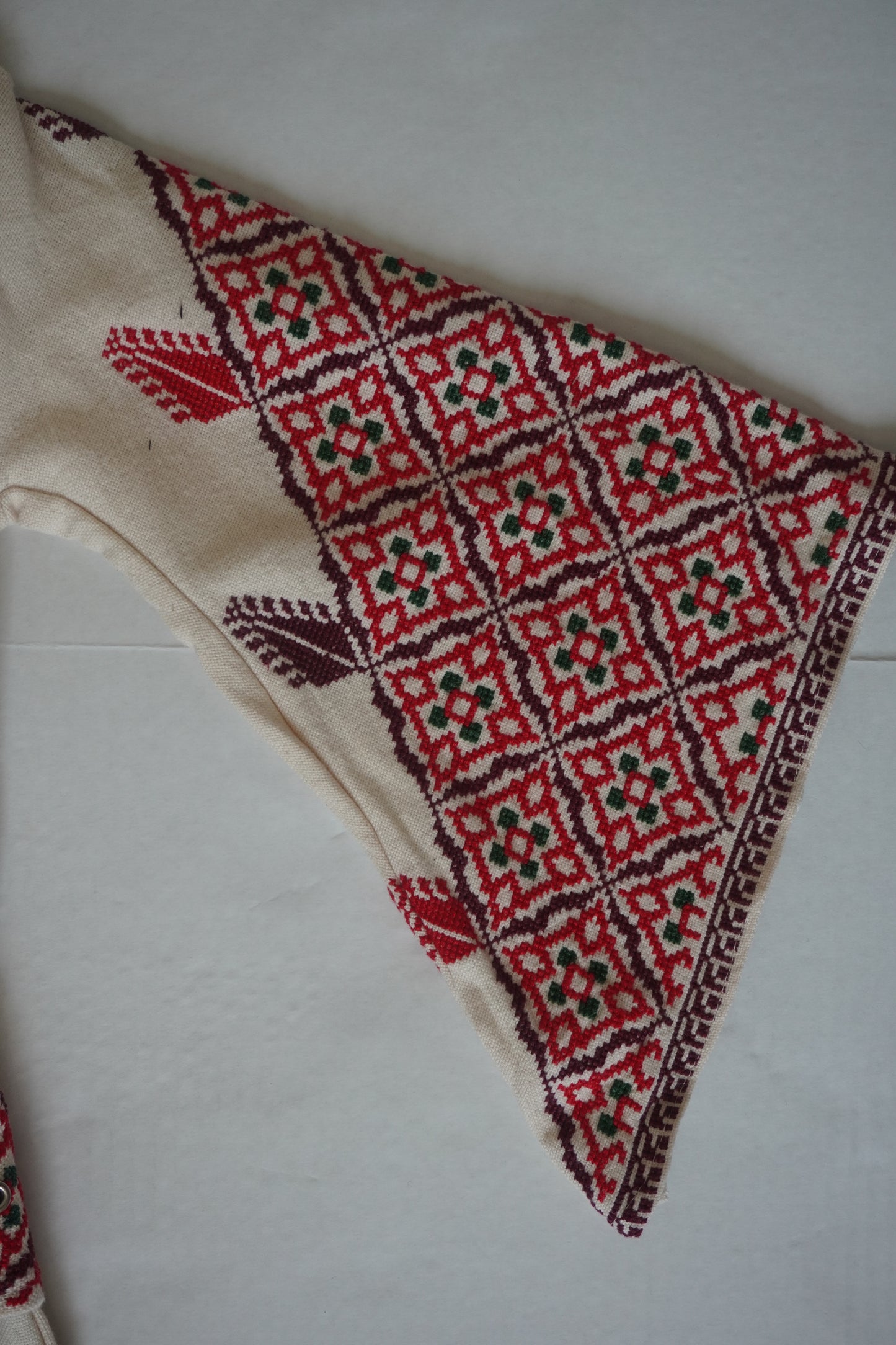 Adorable Hand-Made Off-White Thoub for Toddlers with Red and Green Embroidery from Yata Al Khalil