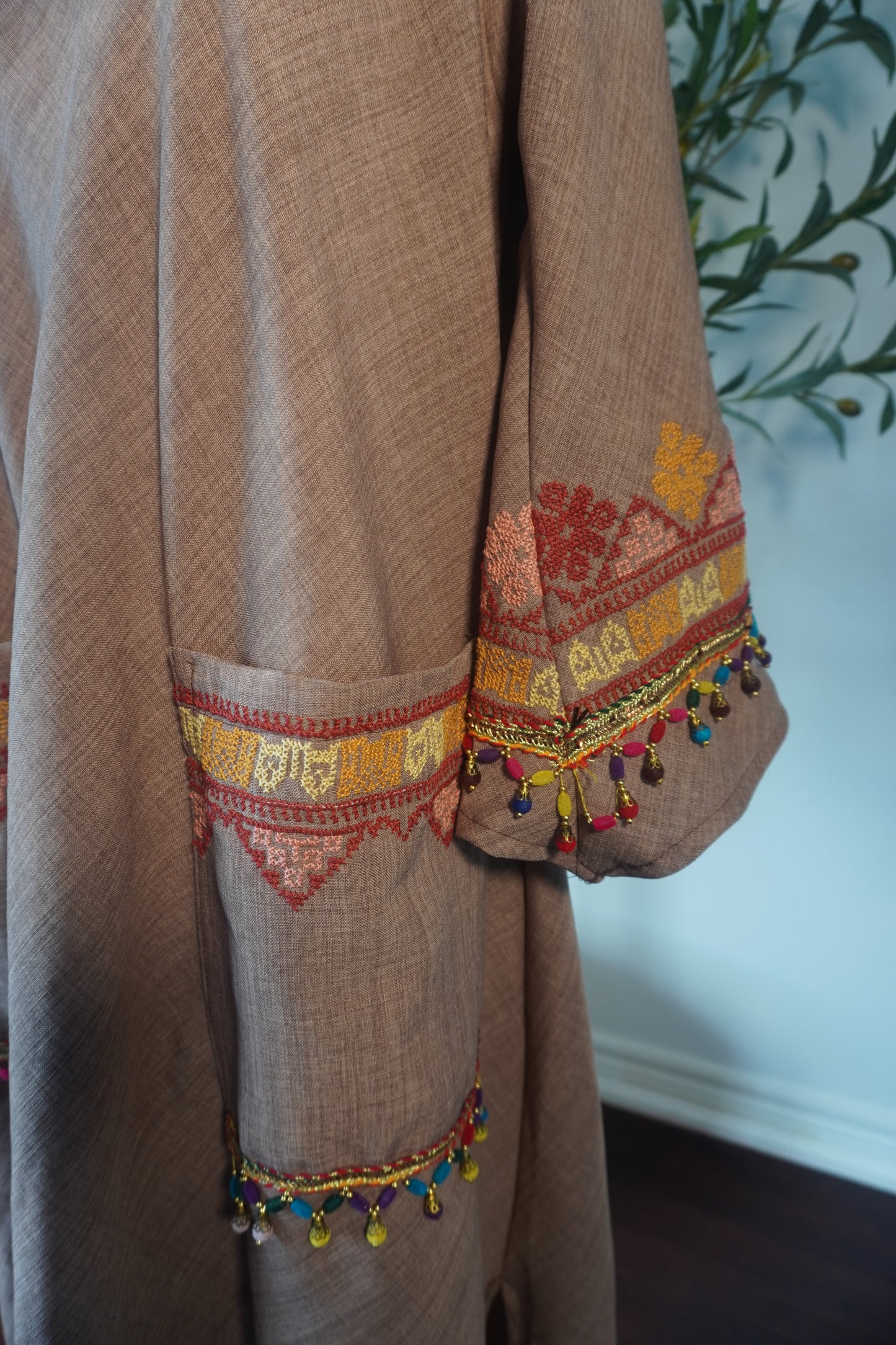 Handmade Fusion Thoub Beige with Tatreez Embroidery - Premium Linen & DMC Thread