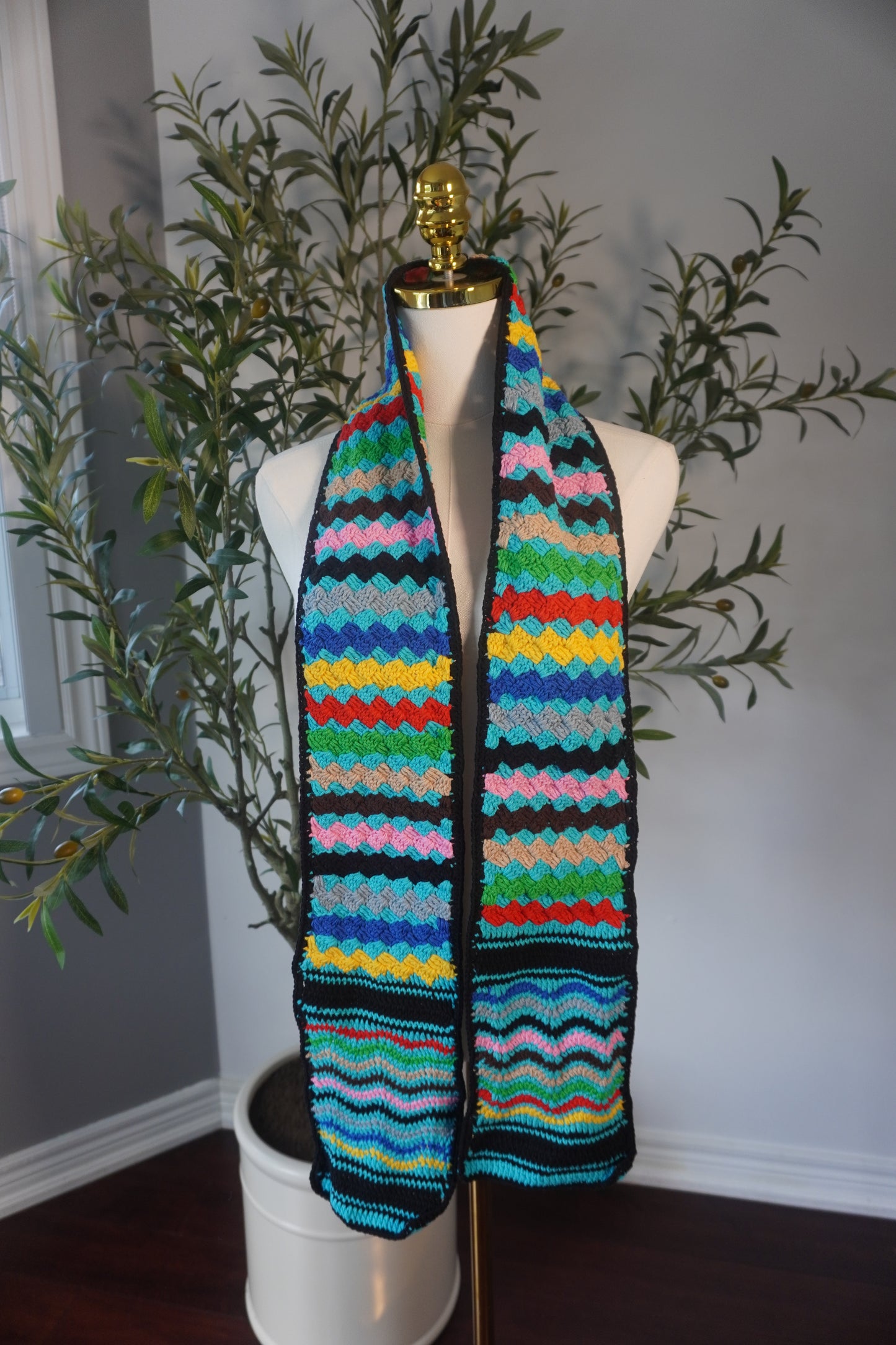 Vibrant Kofea-Style Crochet Shawl – A Colorful Statement Piece