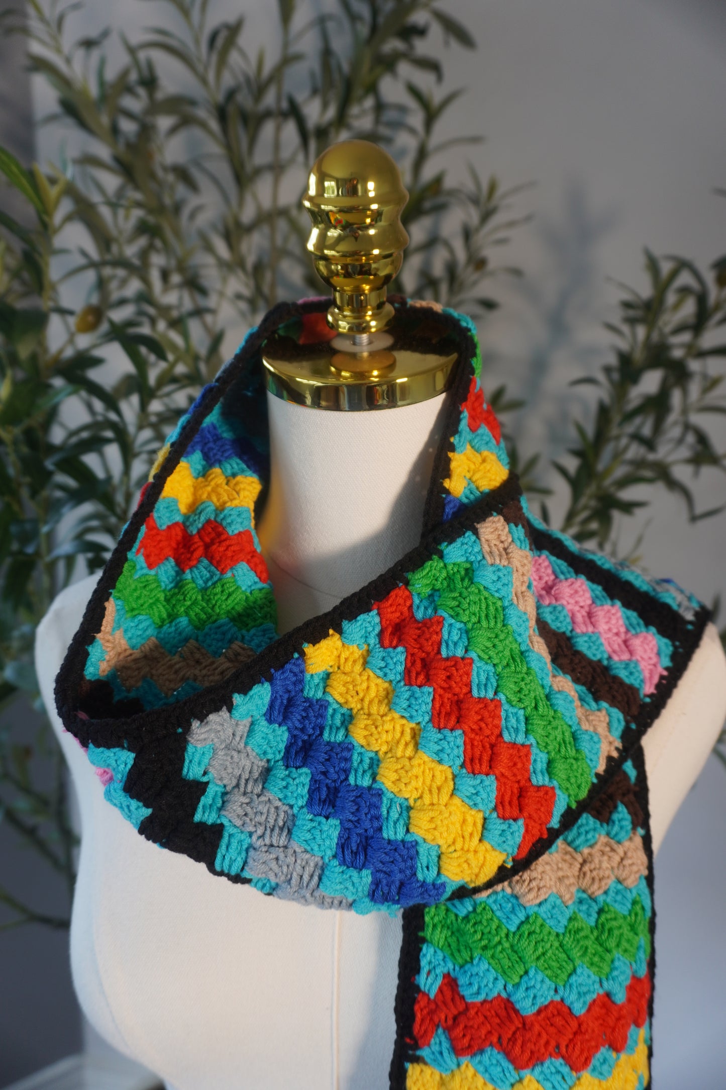 Vibrant Kofea-Style Crochet Shawl – A Colorful Statement Piece