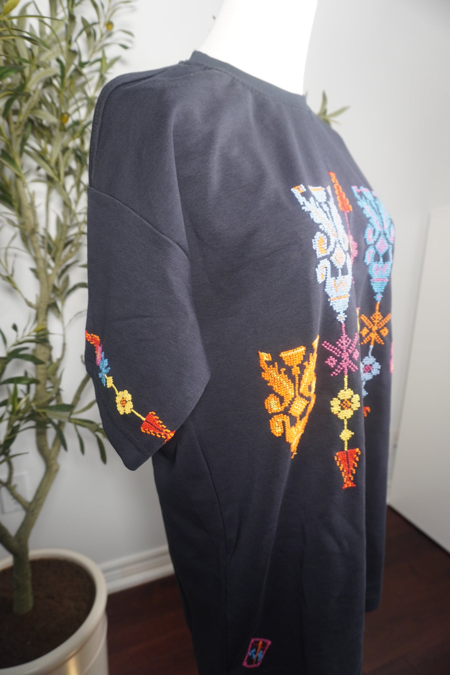 Navy Oversized T-Shirt with Kasat Tareez | Unique Statement Piece by Resilient Artisans
