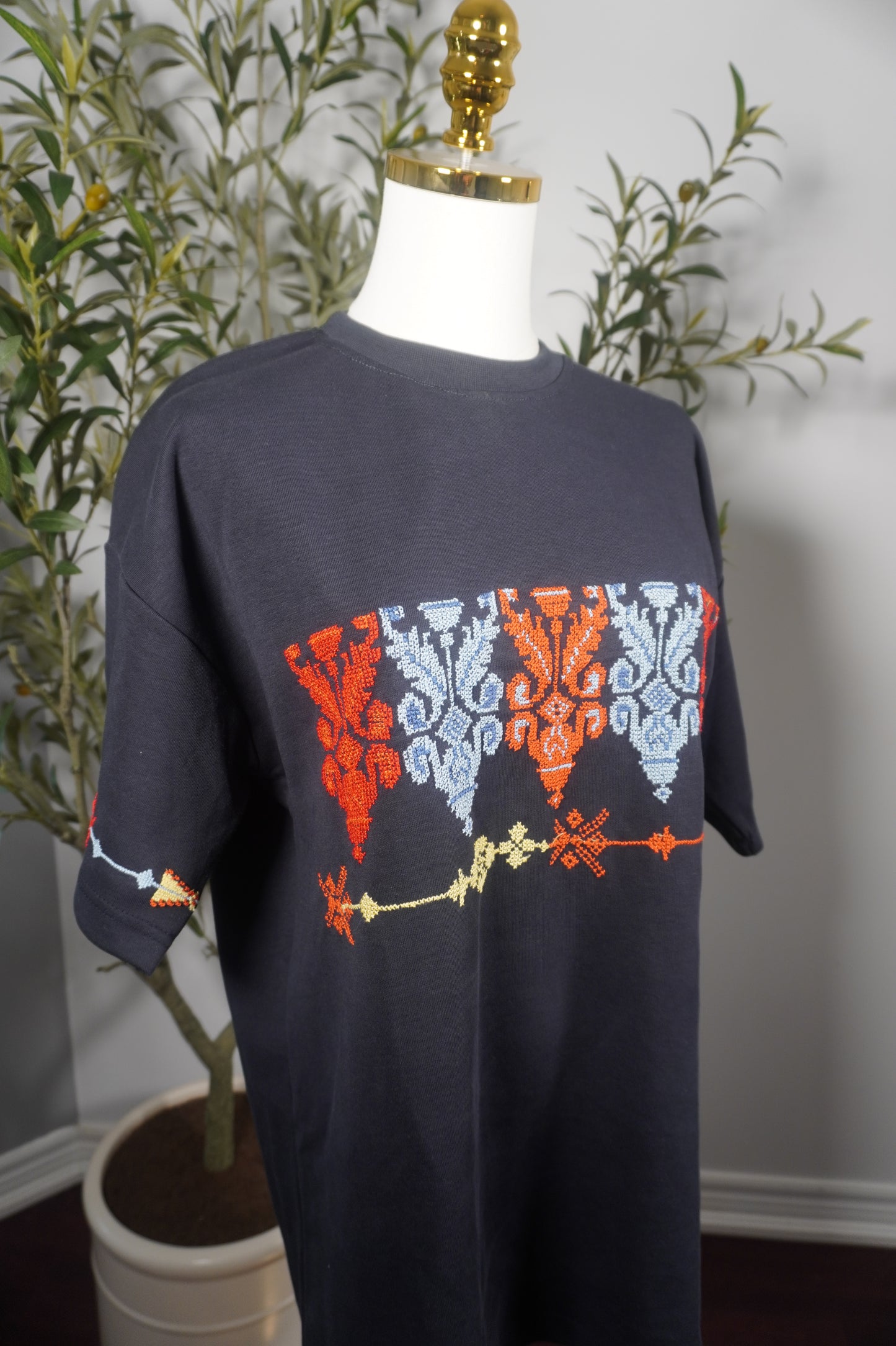 Oversized T-Shirt with Beautiful Embroidered Kasat and Floral Design | Unique Statement Piece