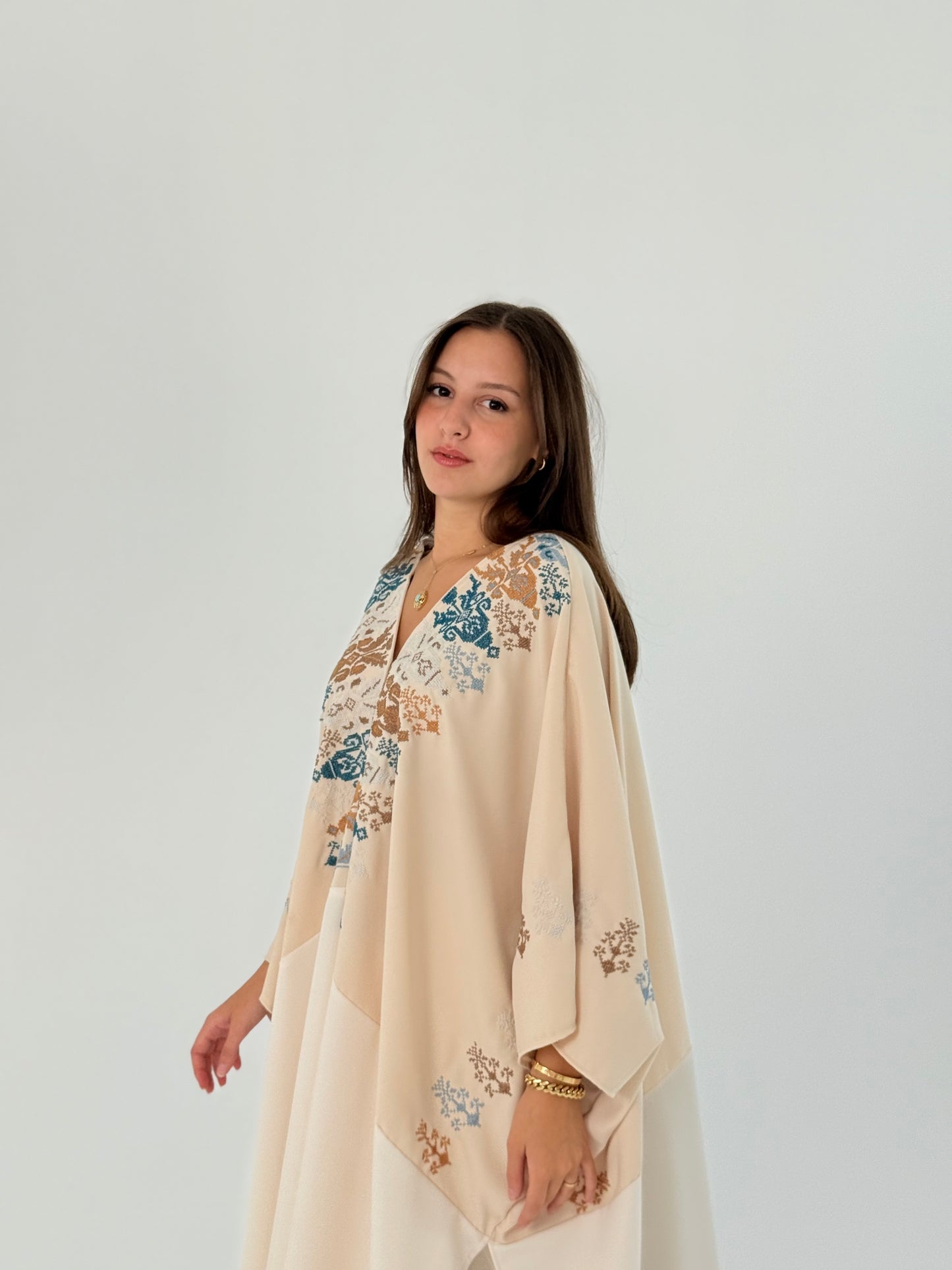Elegant Handmade Kimono in Off White Crepe Georgette with Embroidery