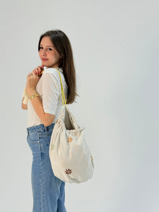 Hand-embroidered Shamwah Bogja drawstring bag with Palestinian tatreez