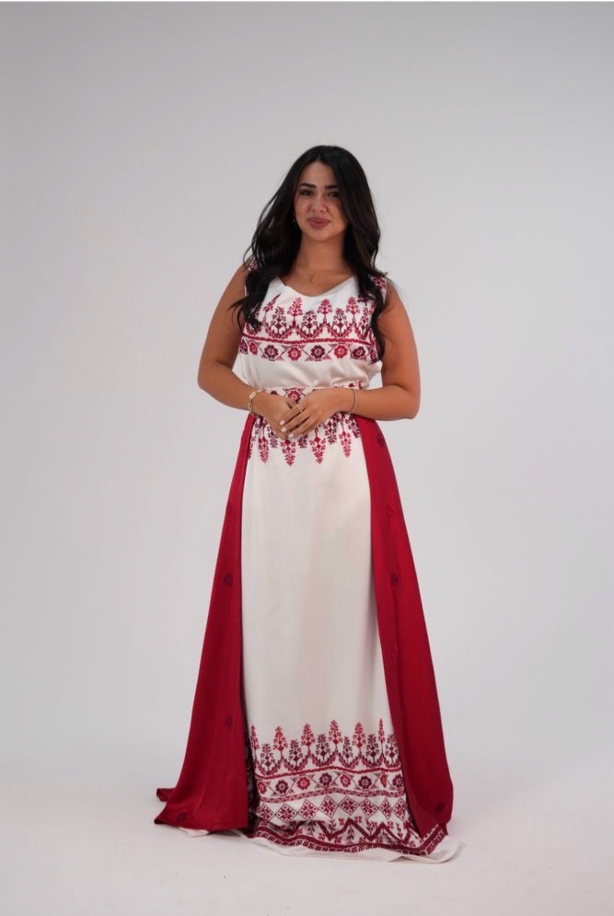 Esmat Palestinian Henna Dress and Veil – Hand Embroidery – photo 2 | Tatreez Banatna