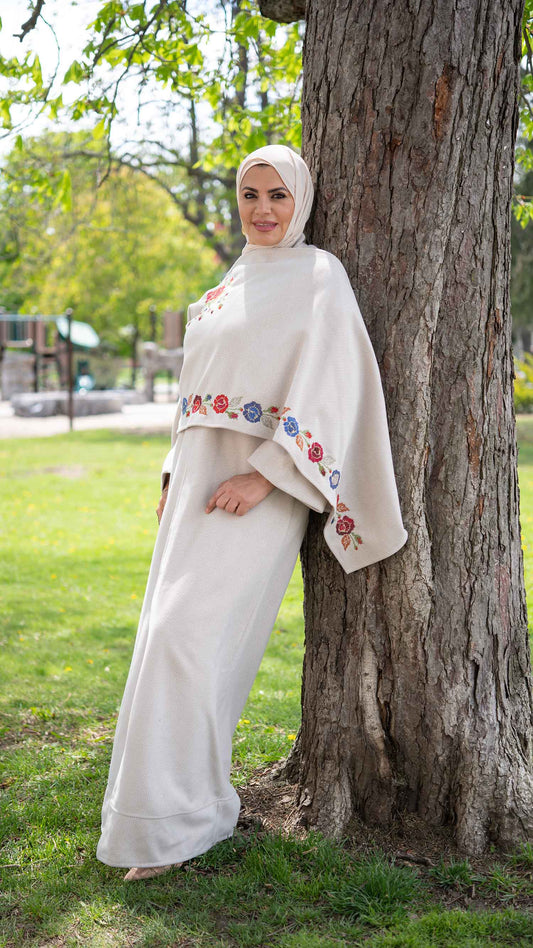 Daleeda: Limited Edition Light Beige Jookh Bisht/Abaya with Gold Embroidery