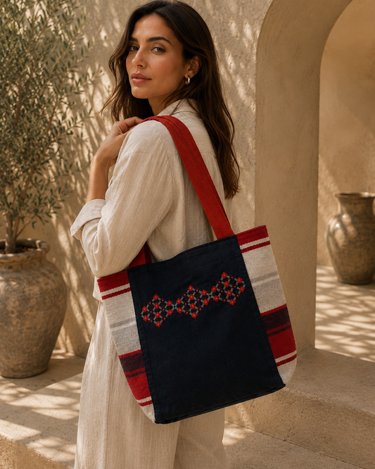 Linen Tote Bag – Hand-Embroidered Palestinian Tatreez