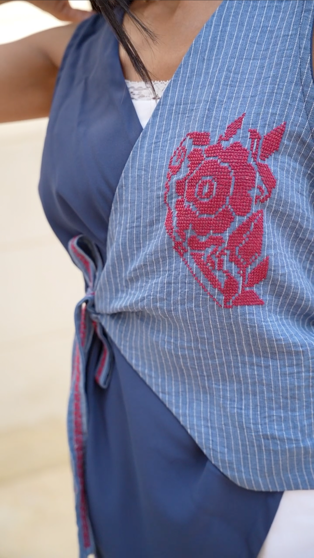 Talia Elegant Linen Vest with Handmade Embroidery