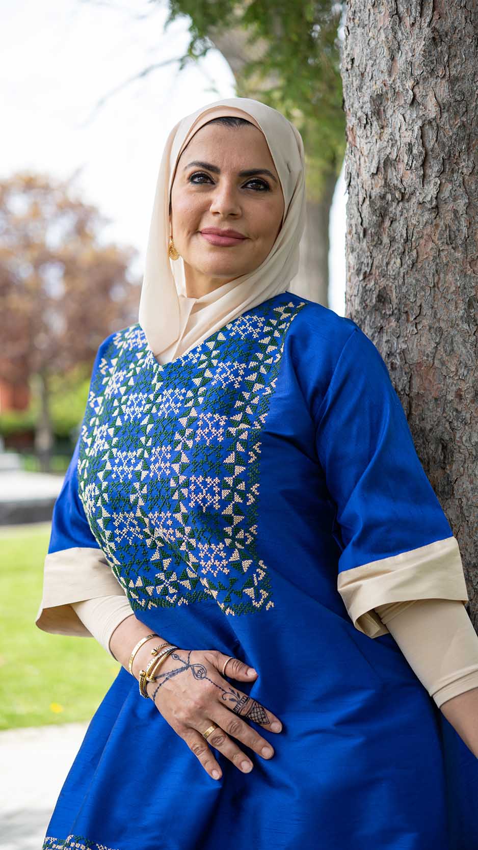 Horea Royal Blue Palestinian Thobe – Handmade Traditional Tatreez