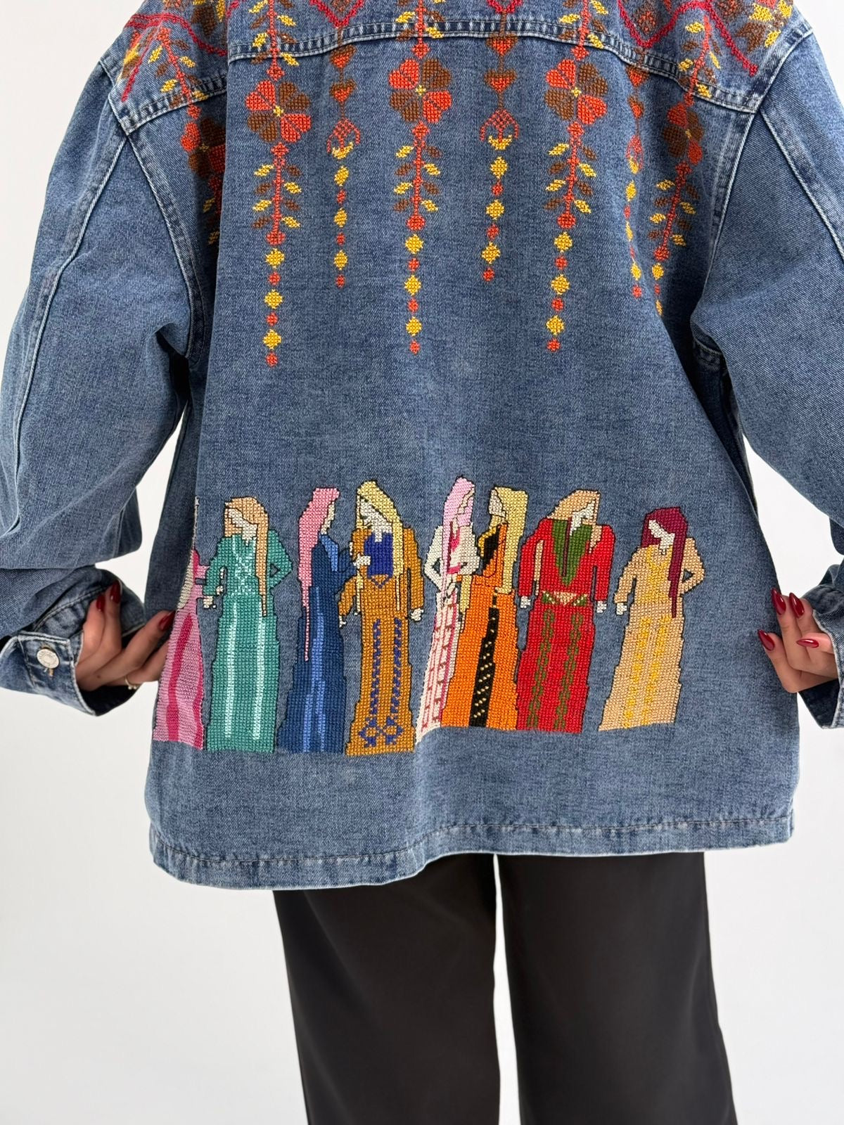 Banat Felesteen Denim Jacket – Hand-Embroidered Heritage Design