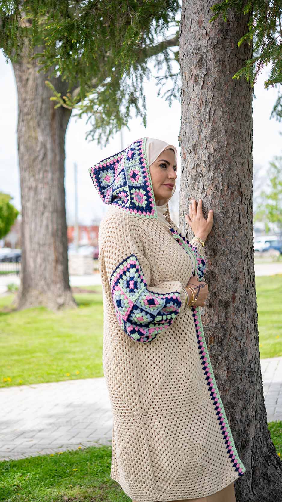 Handmade Crochet Beige Cardigan with Bright Colors | Tatreez Banatna