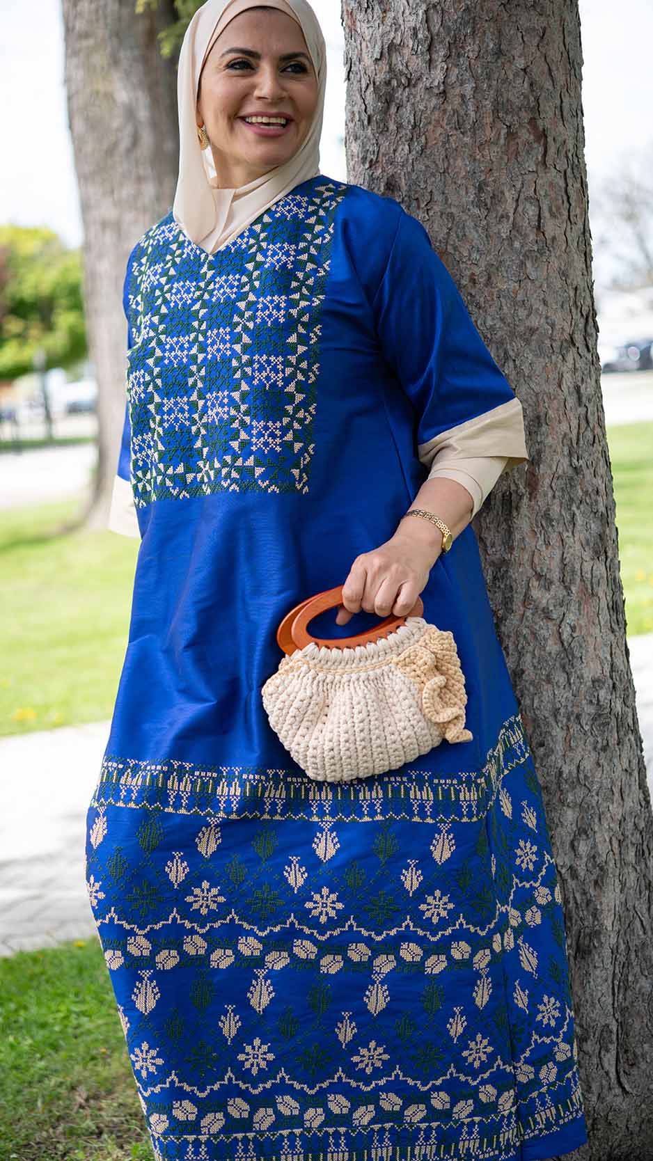 Horea Royal Blue Palestinian Thobe – Handmade Traditional Tatreez