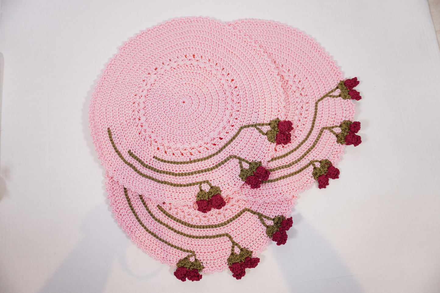 Crochet Round Placemats | Floral Table Decor Set | Tatreez Banatna