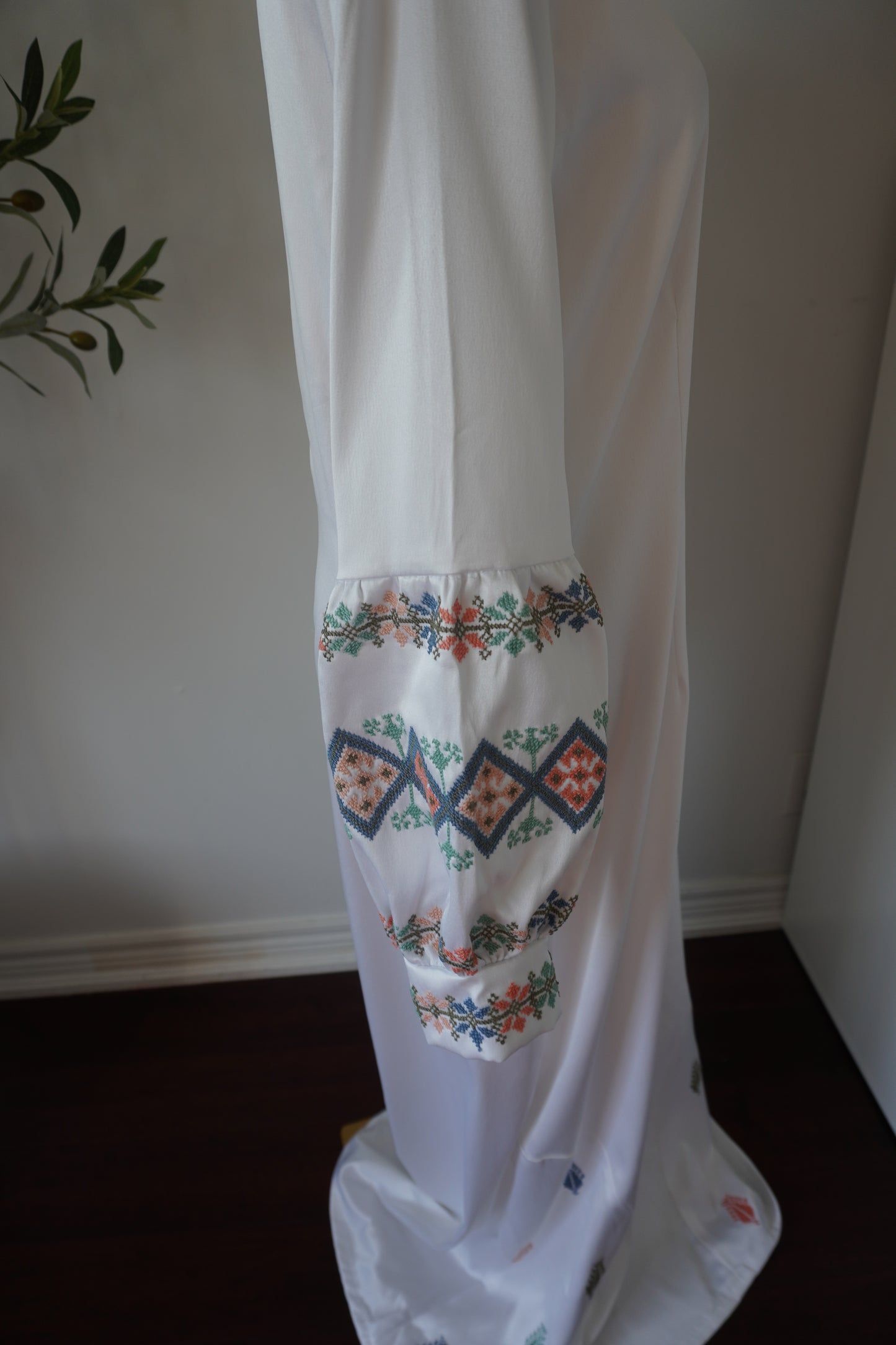Handmade Exclusive Lulu Dress | Indian Taffeta Dress by Tatreez Banatna