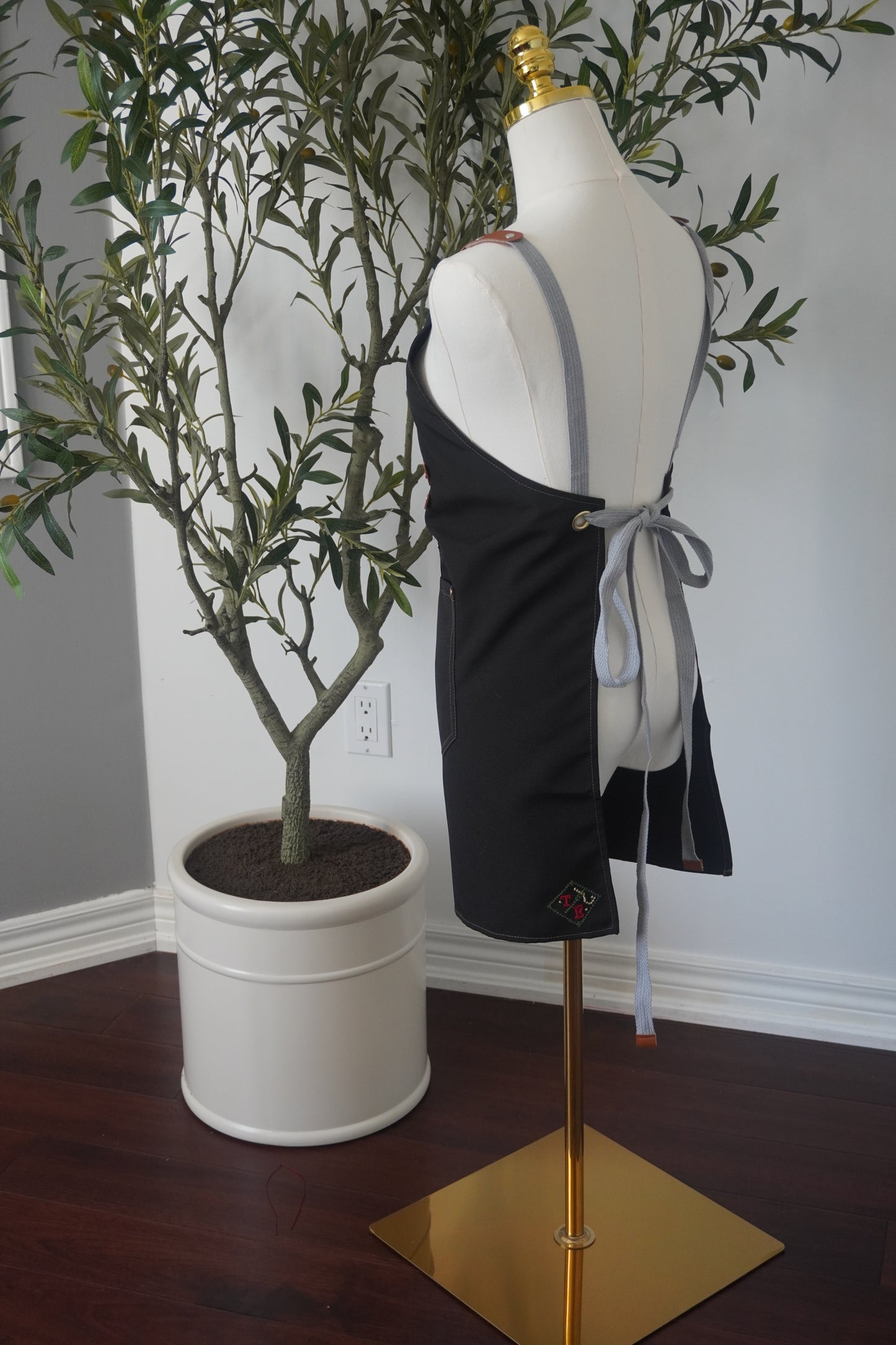 Adjustable Grey-Strap Apron with Hand-Embroidered Watermelon Design and Spoon in Cumon Color