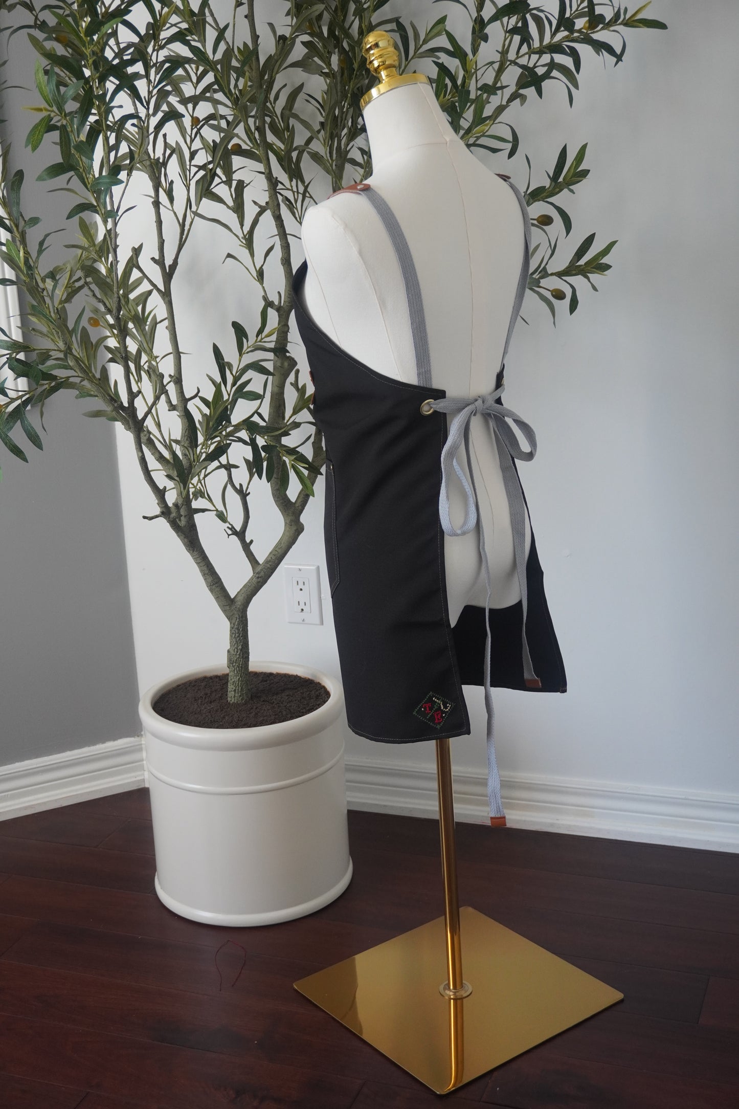 Adjustable Grey-Strap Apron with Hand-Embroidered Palestinian Modified Design in Cumon Color