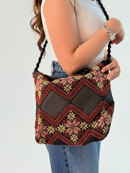 Cozy cute practical bag made from burlap and etamin, perfect for everyday use.