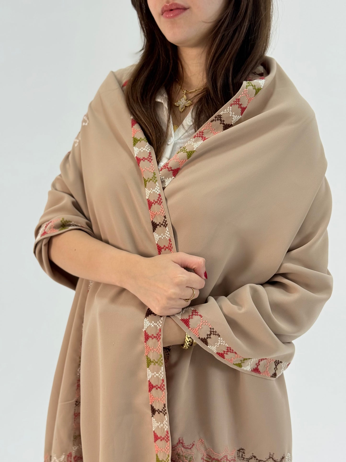 Swan Embroidered Georgette Shawl | Tatreez Banatna