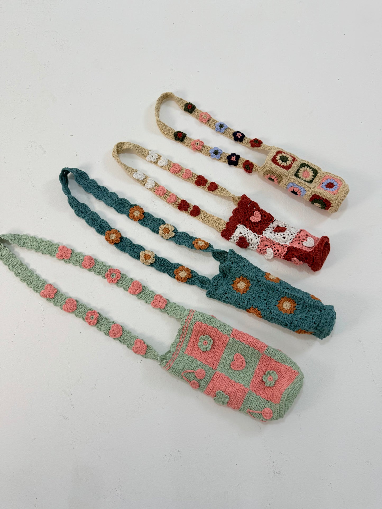 Crochet Bottle Holder | Teal & Peach Geometric | Tatreez Banatna