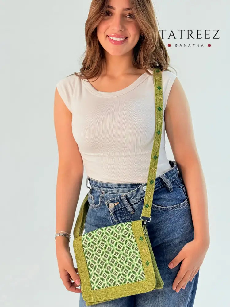 Elegant Green Shades Clutch – Trendy and Practical Accessories