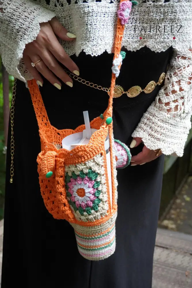 Handmade Crochet Stanley Bottle Cover – Beige with Yellow Flowers Pocket & Carry Strap | Fits 30ozHandmade Crochet
