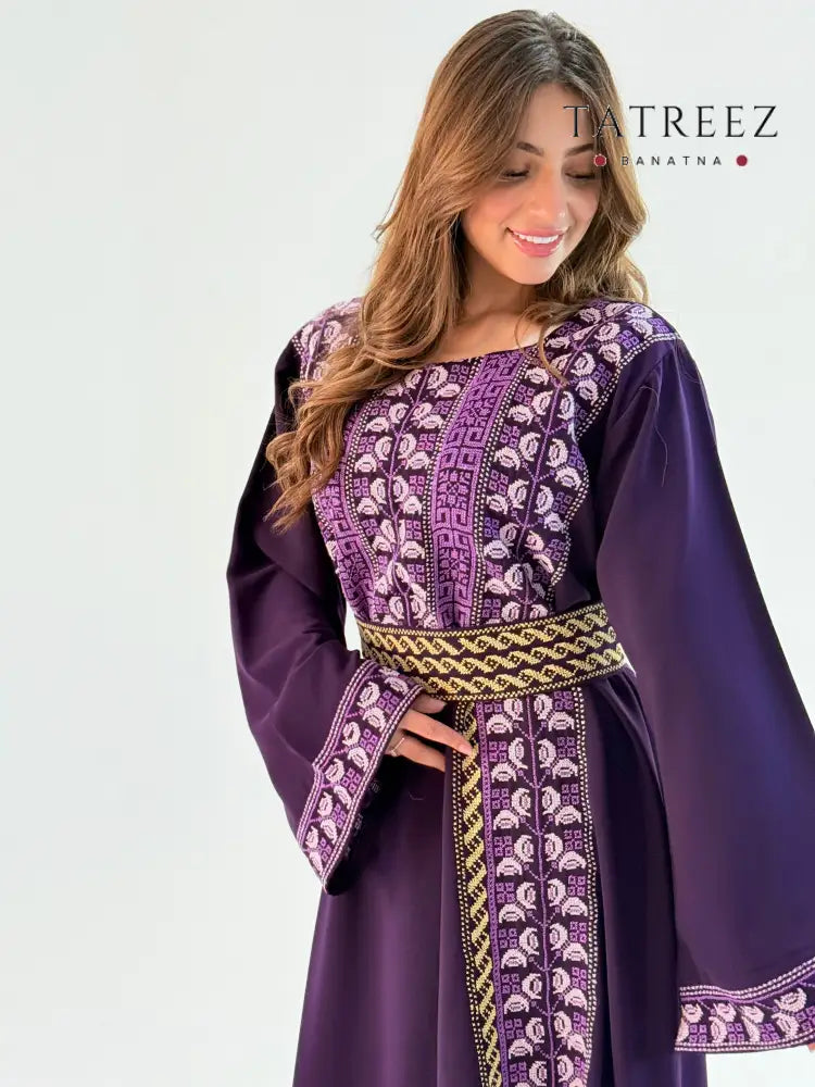 Handmade Lilac Thobe/Abaya in Crepe Georgette - Tatreez Banatna Design One size Clothing & Wearables