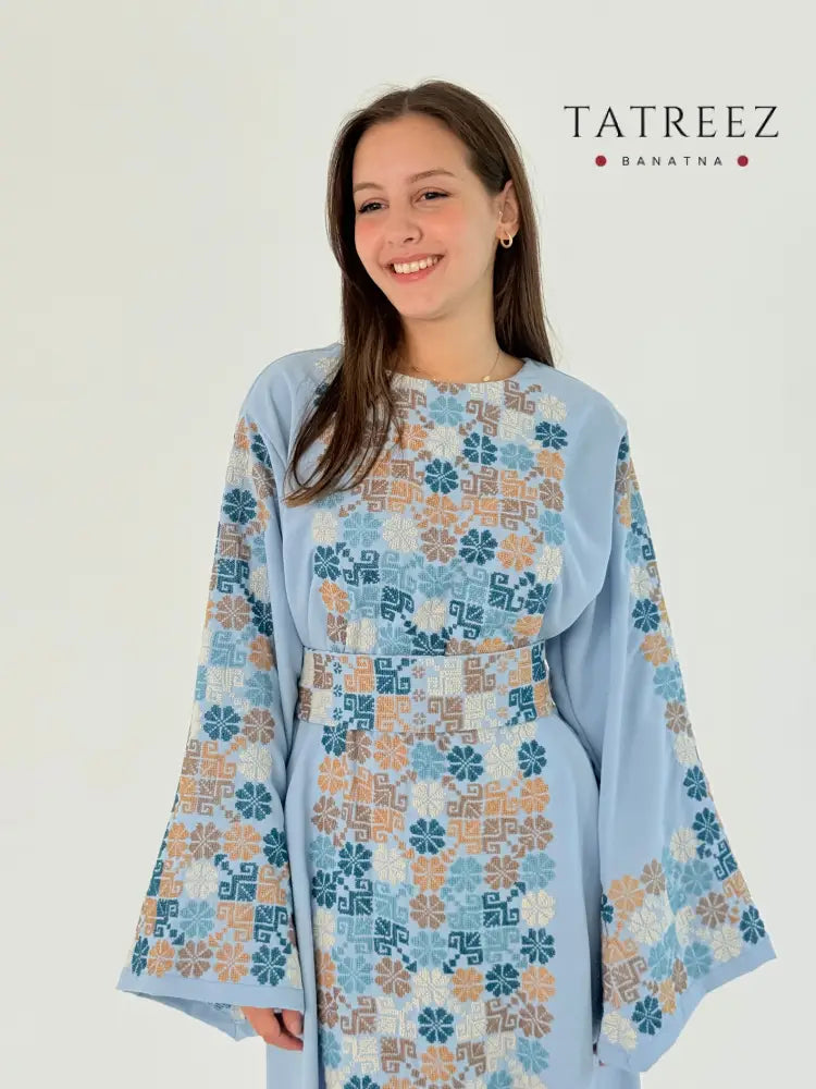 Handmade Thoub Elmaleka: Crepe Georgette Dress with Exclusive Tatreez Bananta Design One size Clothing & Wearables