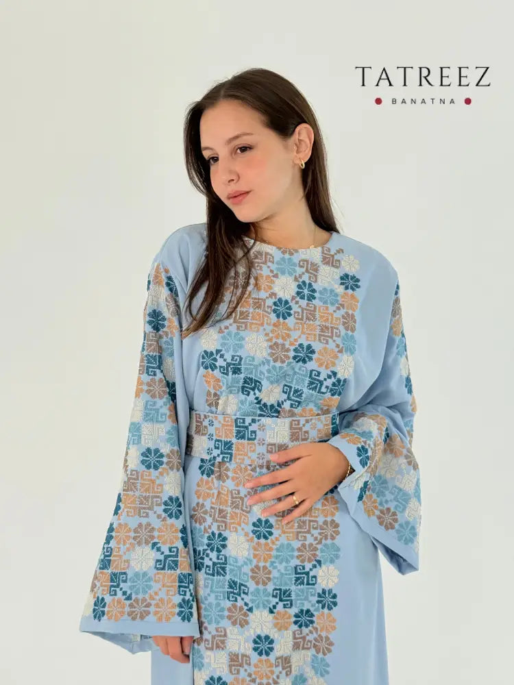 Handmade Thoub Elmaleka: Crepe Georgette Dress with Exclusive Tatreez Bananta Design One size Clothing & Wearables