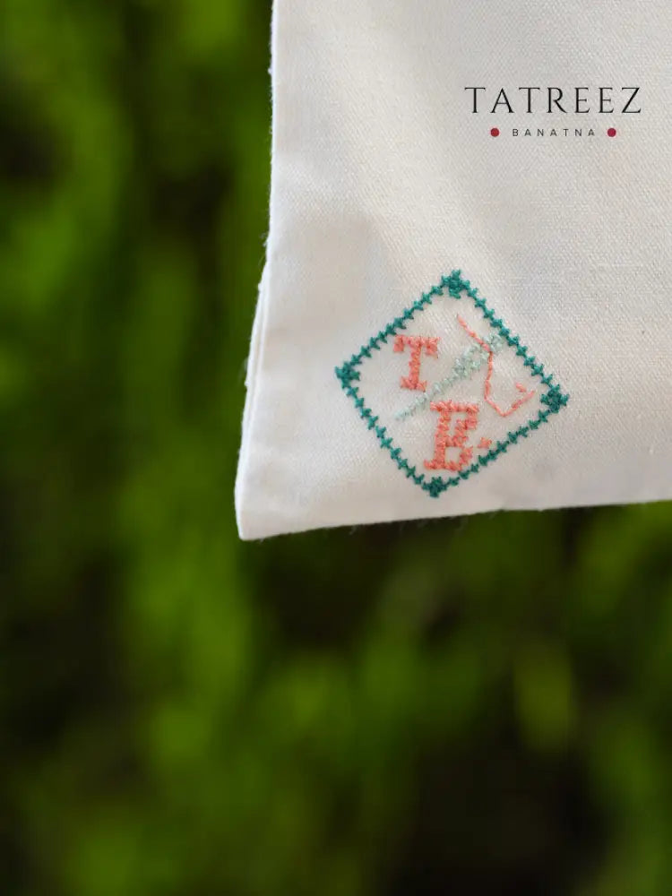 Linen Tote Bag with Tatreez Embroidery | Tatreez Banatna Accessories