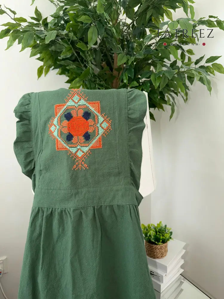 Multi-Color Apron with Geometric Tatreez Motif Olive Clothing & Wearables