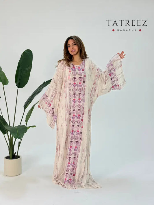 Muna - Desire Abaya: Handmade Light Lilac Crepe Chiffon with Delicate Embroidery – A Modern Blend of Elegance and